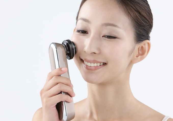 暖芯迦生物分子处理芯片九感 BMS002 在美容检测仪上的运用