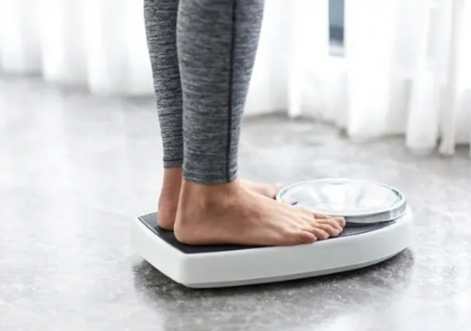 暖芯迦生物分子信号处理芯片九感 BMS002 在体脂秤上的运用