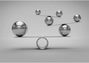 电荷平衡：保持自然与技术的和谐