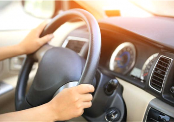 手握方向盘，竟能实时测健康？暖芯迦 EPC001 芯片让驾驶更安全！